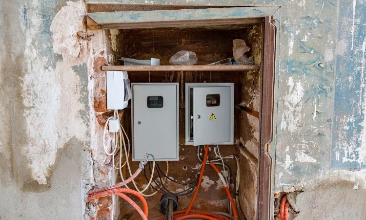 Electrical Hazards in Old Buildings