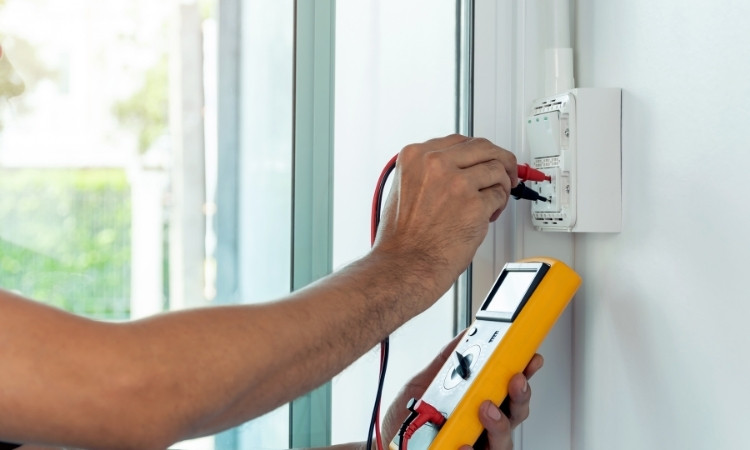 Fix Electrical Issues In Older Homes