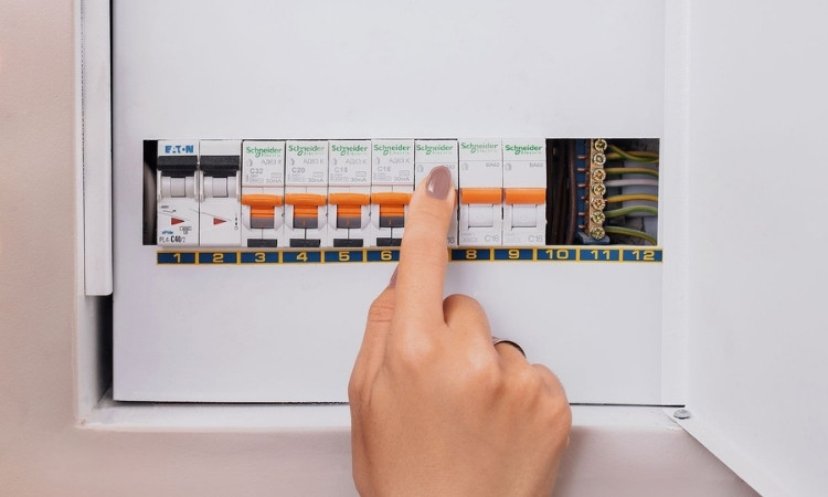 AC Blowing Fuse in Circuit Board