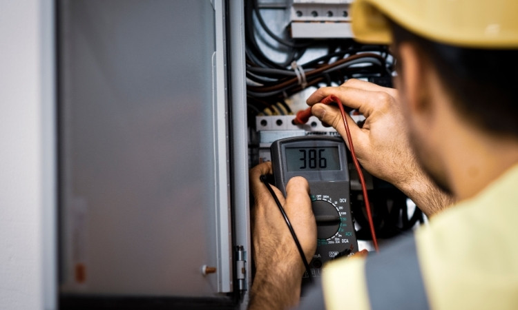 How Do Electricians Keep Us Safe