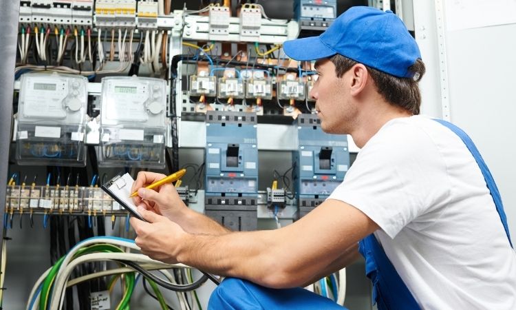 Importance of Industrial Electricians